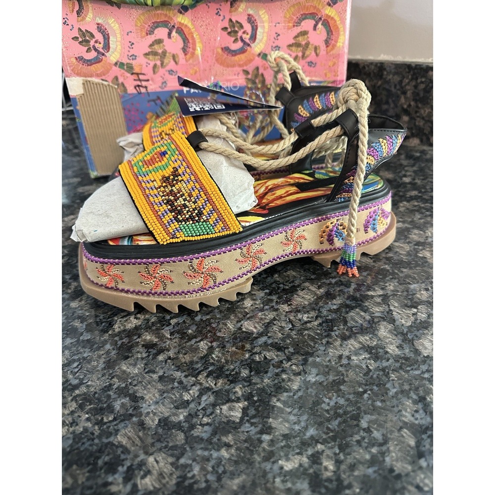 Farm Rio Beaded Banana Flatform Sandal. NWB. Size 9 Women's. Platform Wrap Up